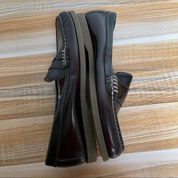 Sperry Leather Moccasins - Picture 3 of 7